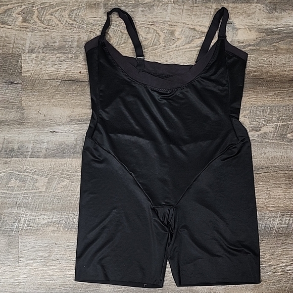 Maidenform Black Bodysuit Plus Size 3X - Picture 1 of 4